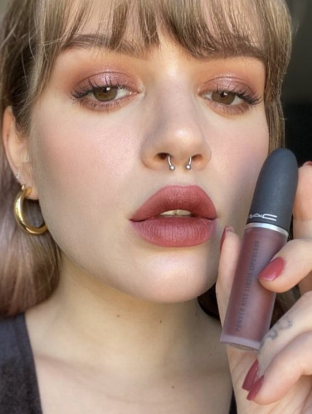 🧚‍♀️PRETTY PLEATS! Mac Powder Kiss Liquid Lipstick NWT